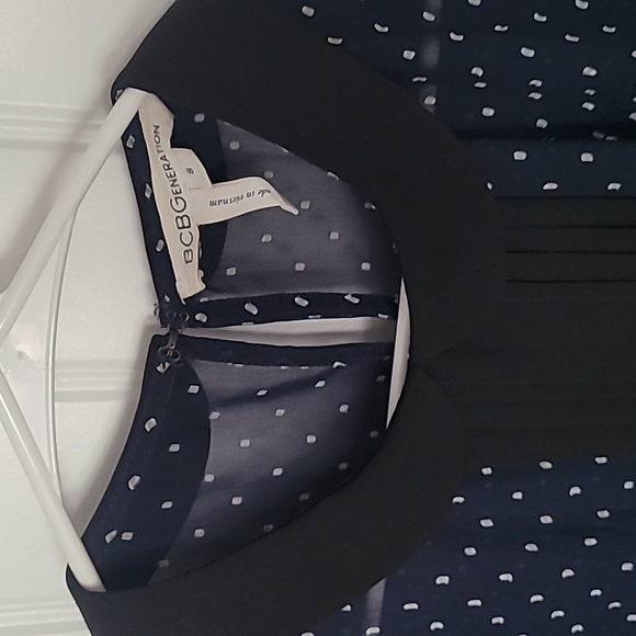 BCBG Polka Dot Top - Picture 3 of 4
